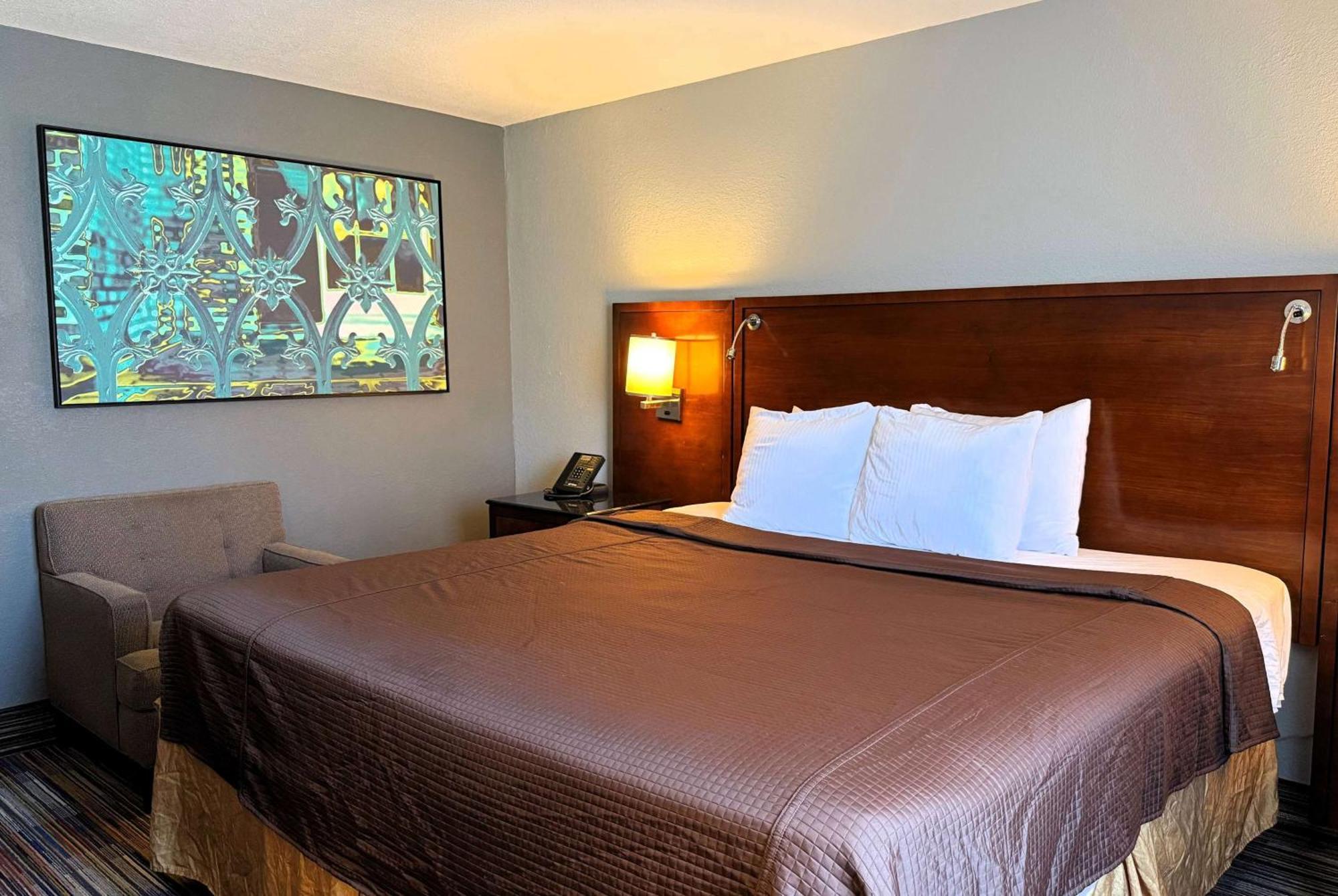 Travelodge By Wyndham Bloomington Exteriör bild